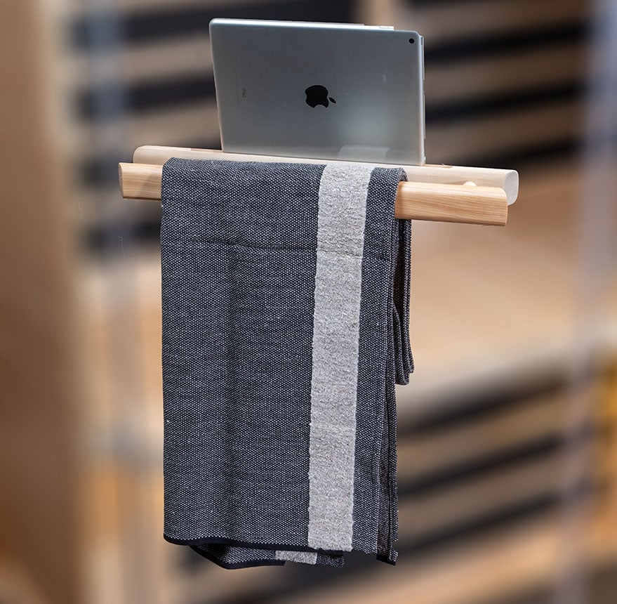  Handle-with-towel-&-ipad