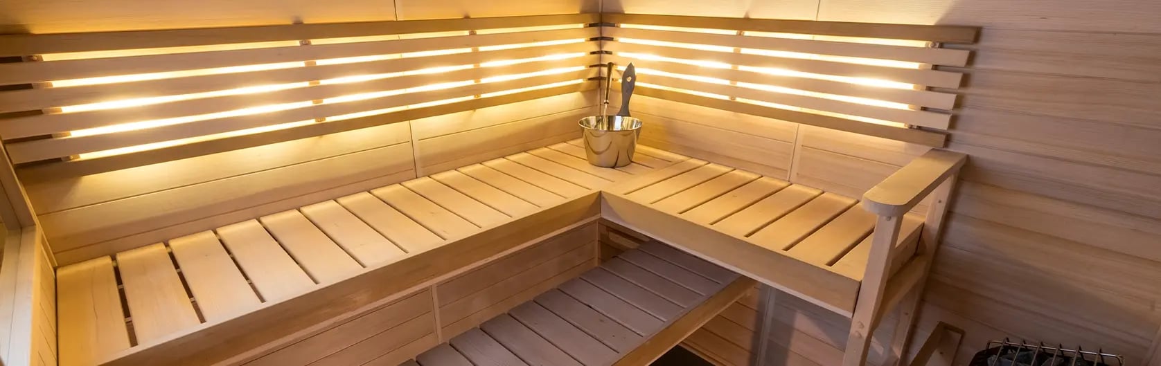 Web_Hallmark Saunas_1676x529