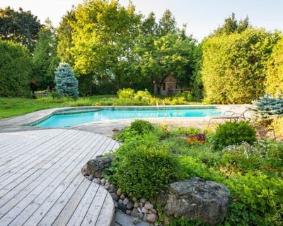 Backyard Oasis - Quiet Retreat
