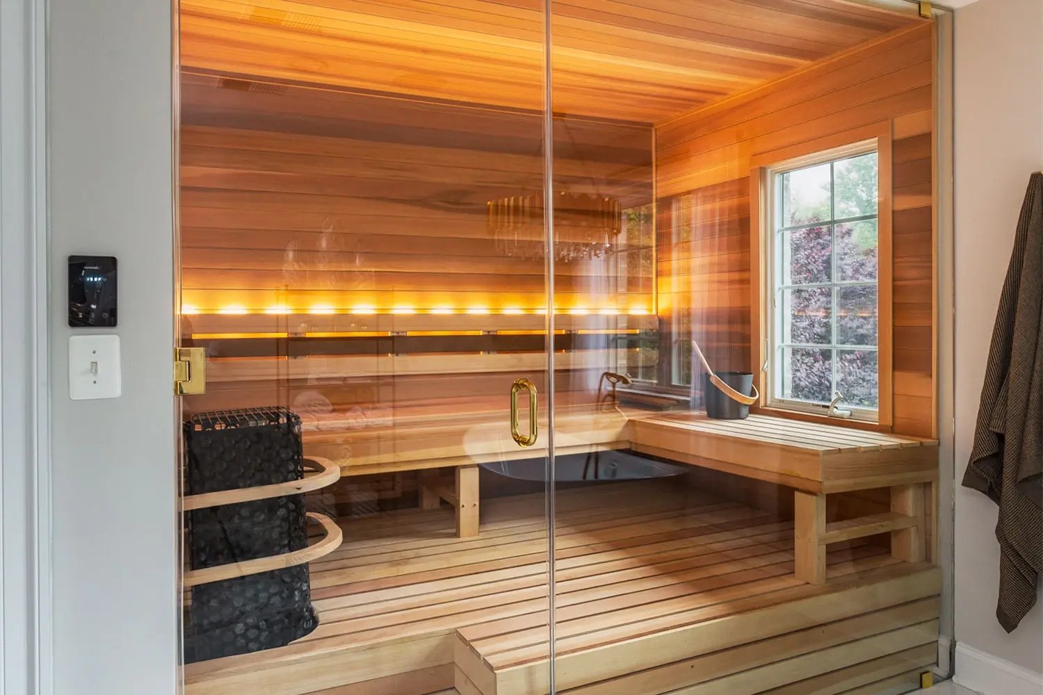Site-Image-Custom Saunas-Other Design_SaunaLogic_1500x1000